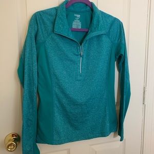 Women’s athletic pullover half zip